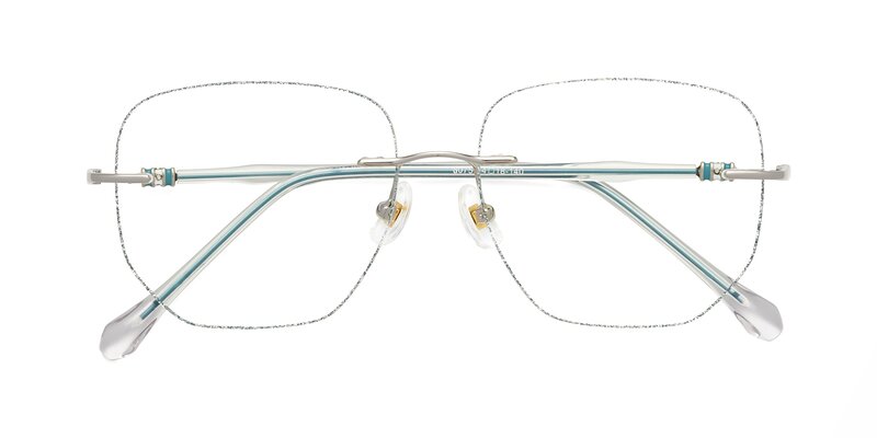 Y7056 - Silver Glitter / Silver Eyeglasses