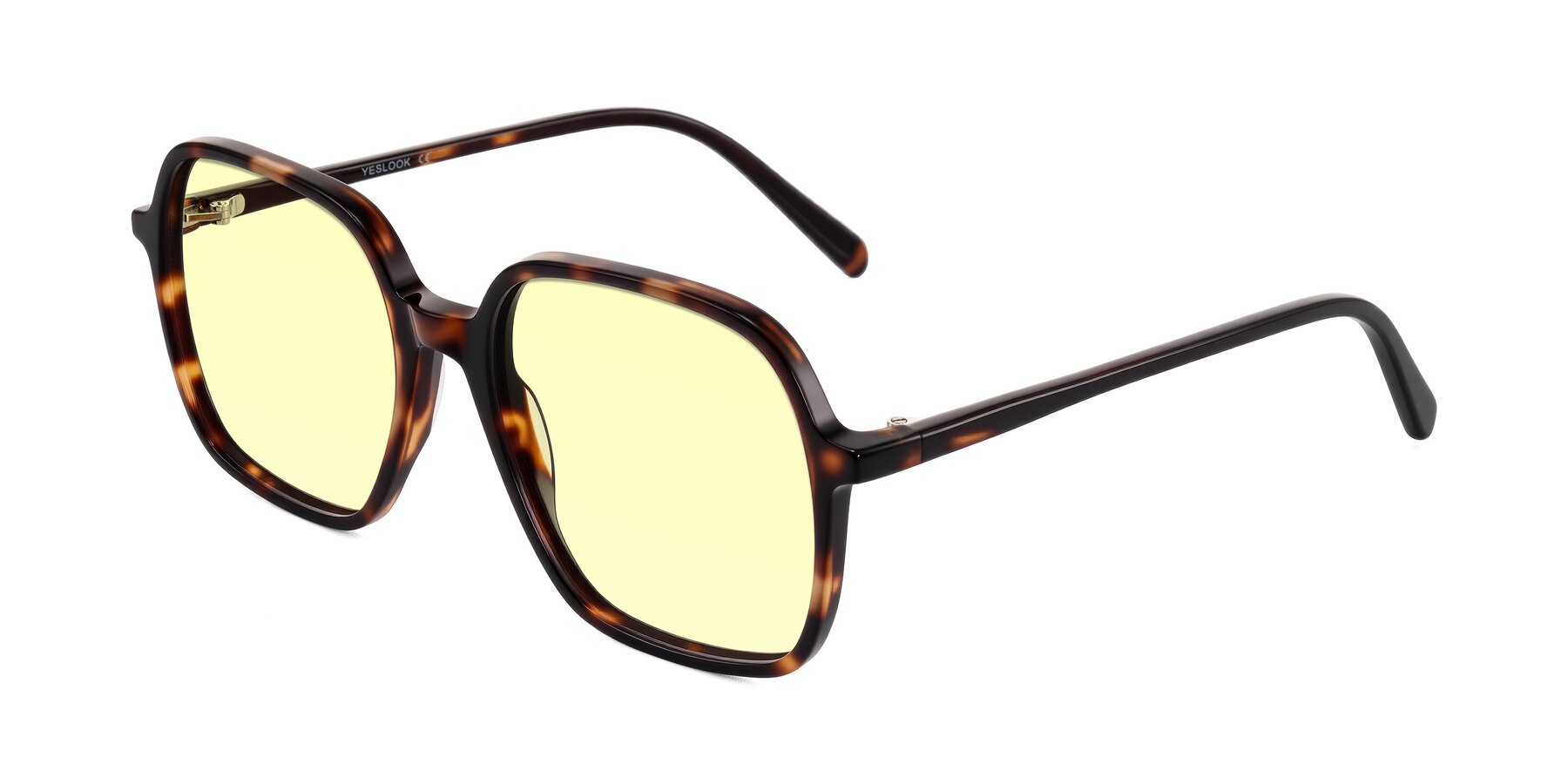 Angle of O'malley in Tortoise with Light Yellow Tinted Lenses