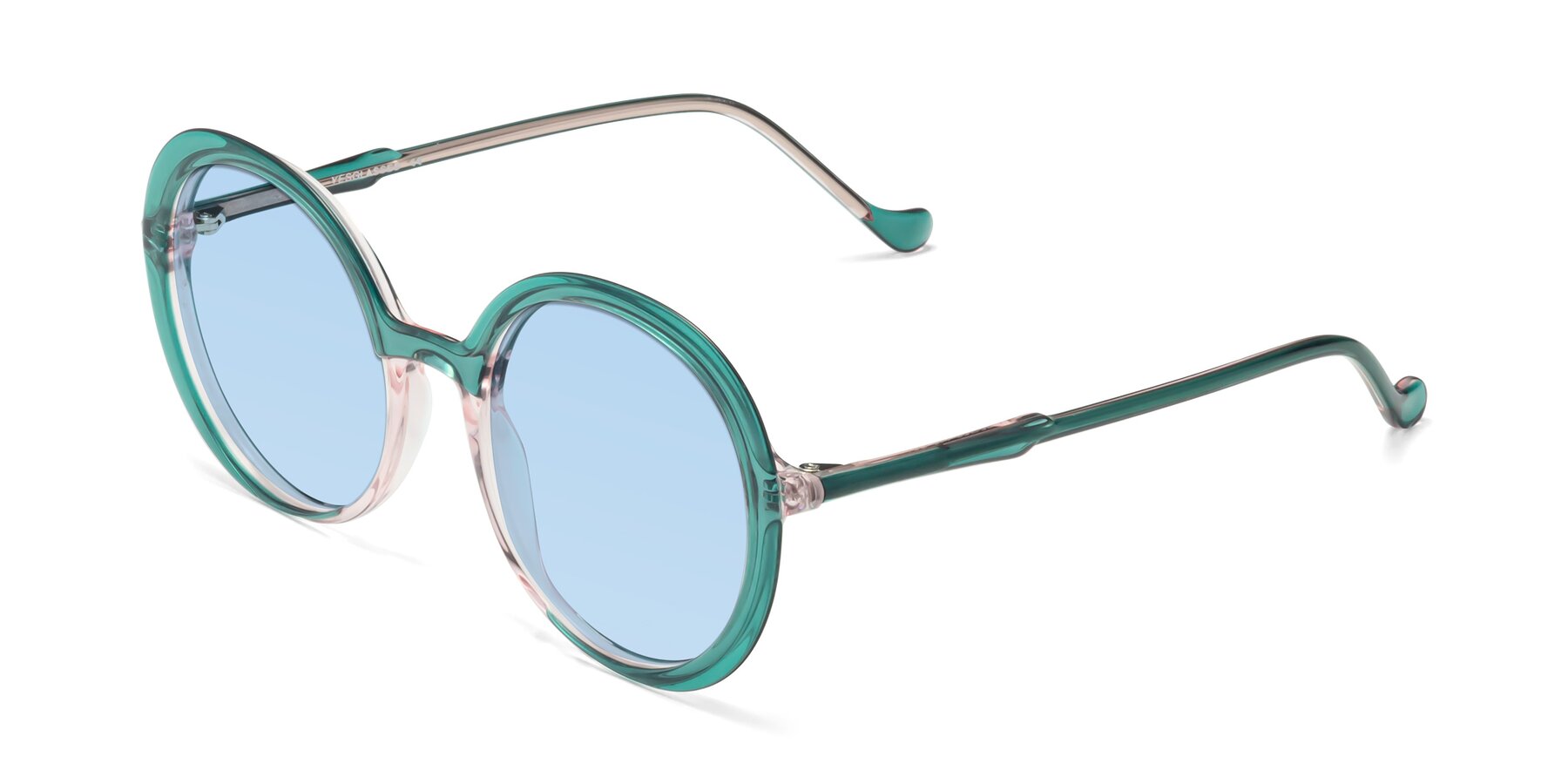 Angle of 1471 in Green with Light Blue Tinted Lenses