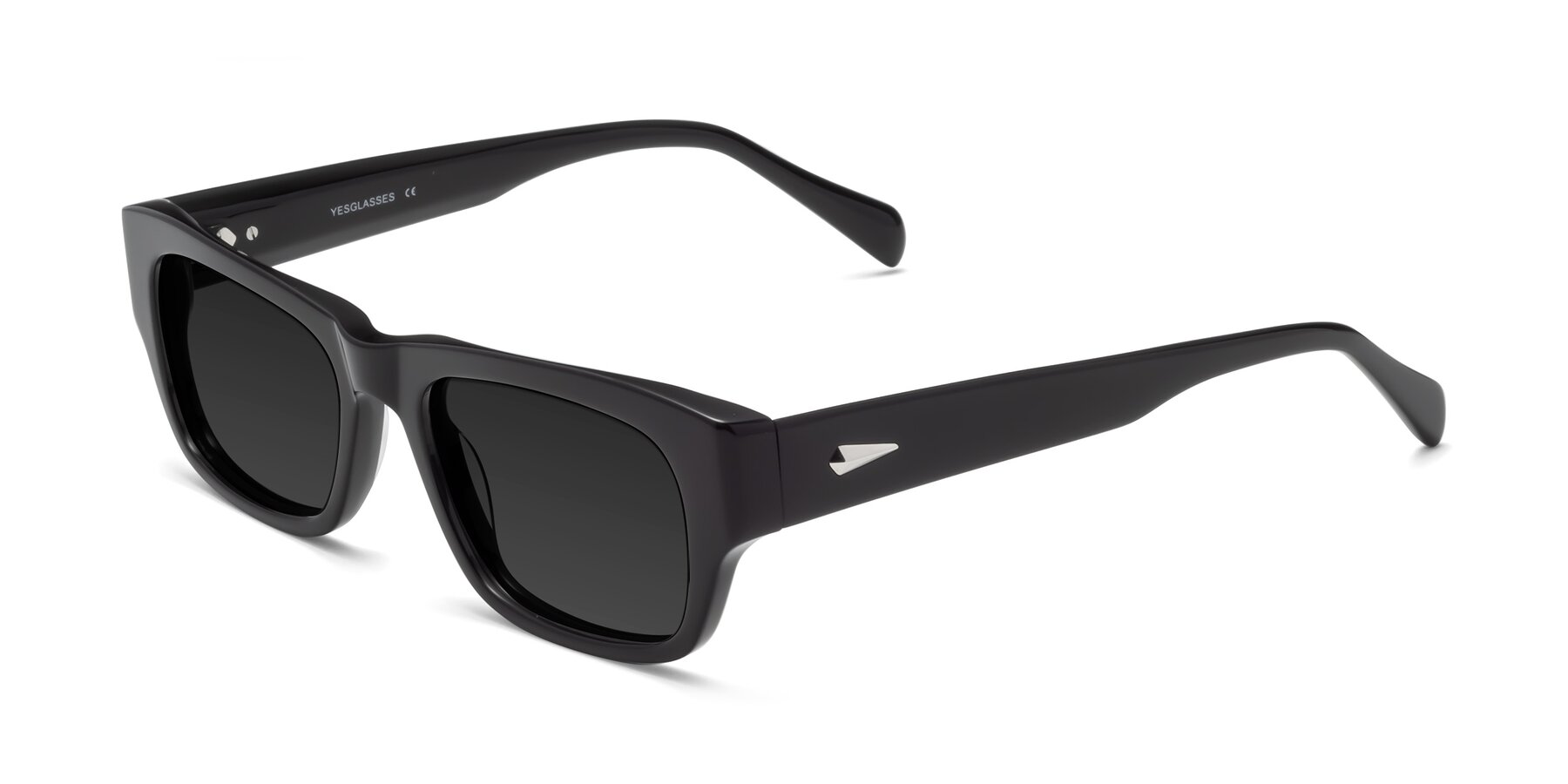 Angle of 1537 in Black with Gray Polarized TAC Lenses