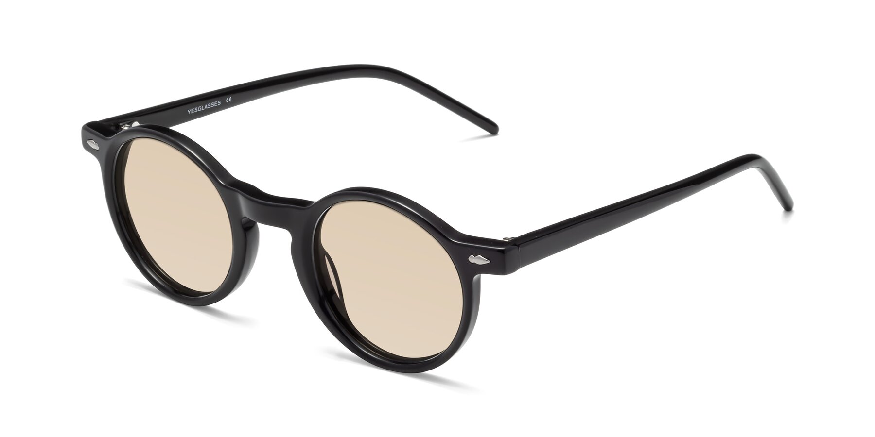Angle of 1542 in Black with Light Brown Tinted Lenses