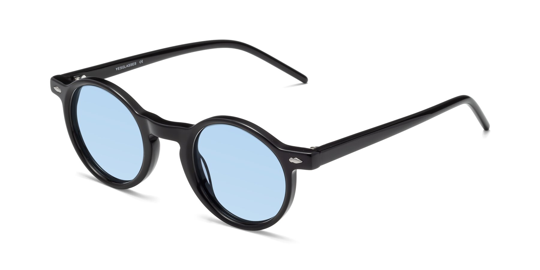Angle of 1542 in Black with Light Blue Tinted Lenses