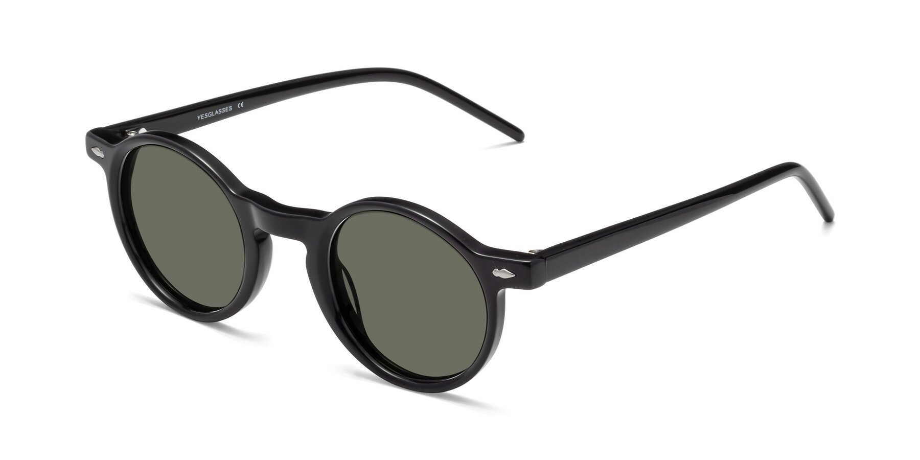 Angle of 1542 in Black with Gray Polarized Lenses