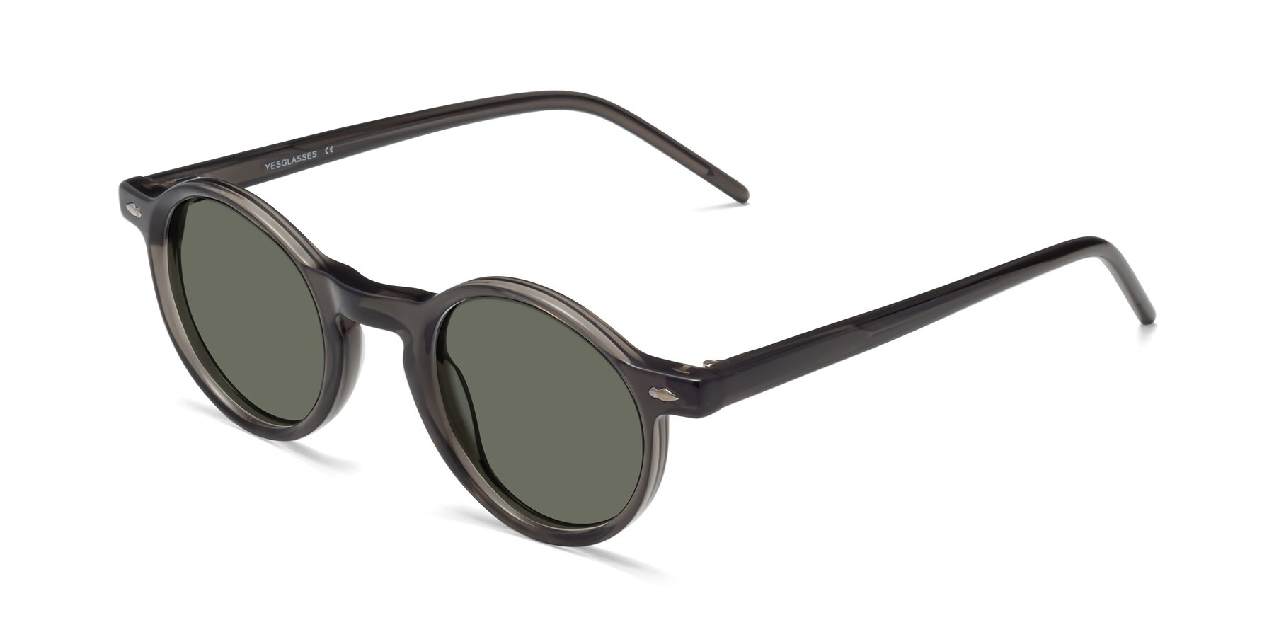 Angle of 1542 in Gray with Gray Polarized Lenses