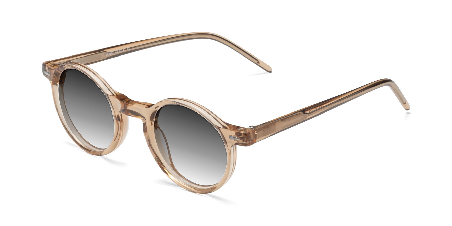 Angle of 1542 in Caramel with Gray Gradient Lenses