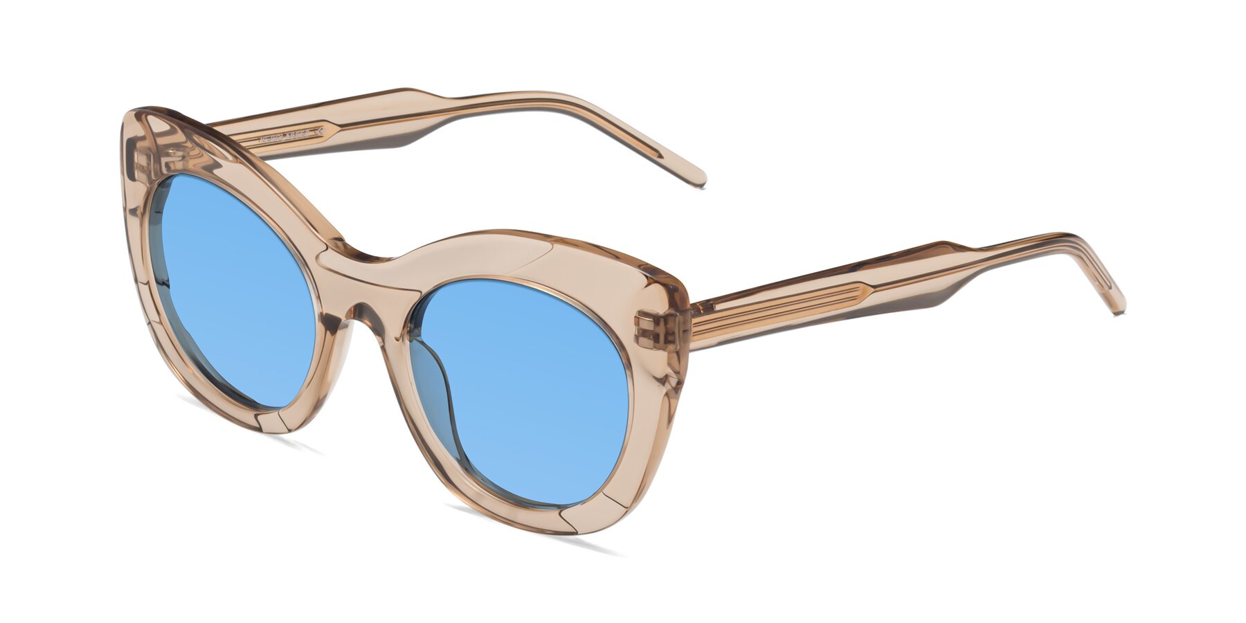 Angle of 1547 in Caramel with Medium Blue Tinted Lenses