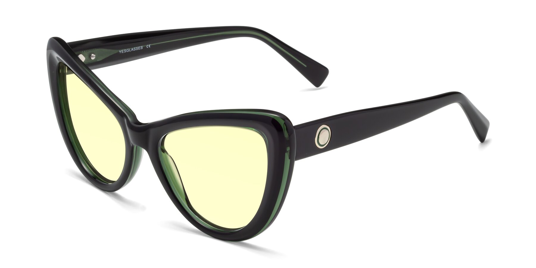 Angle of 1574 in Black-Green with Light Yellow Tinted Lenses