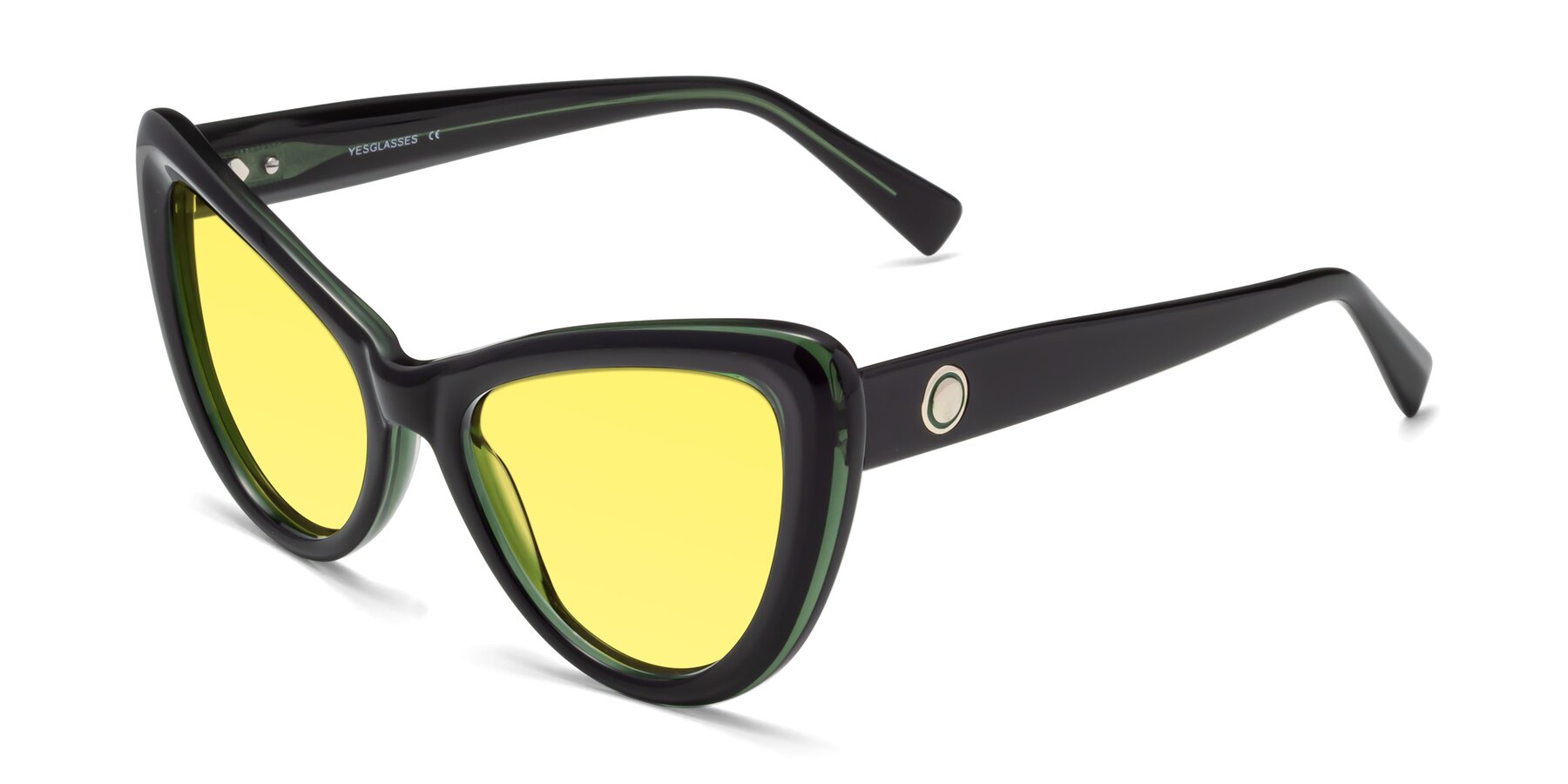Angle of 1574 in Black-Green with Medium Yellow Tinted Lenses