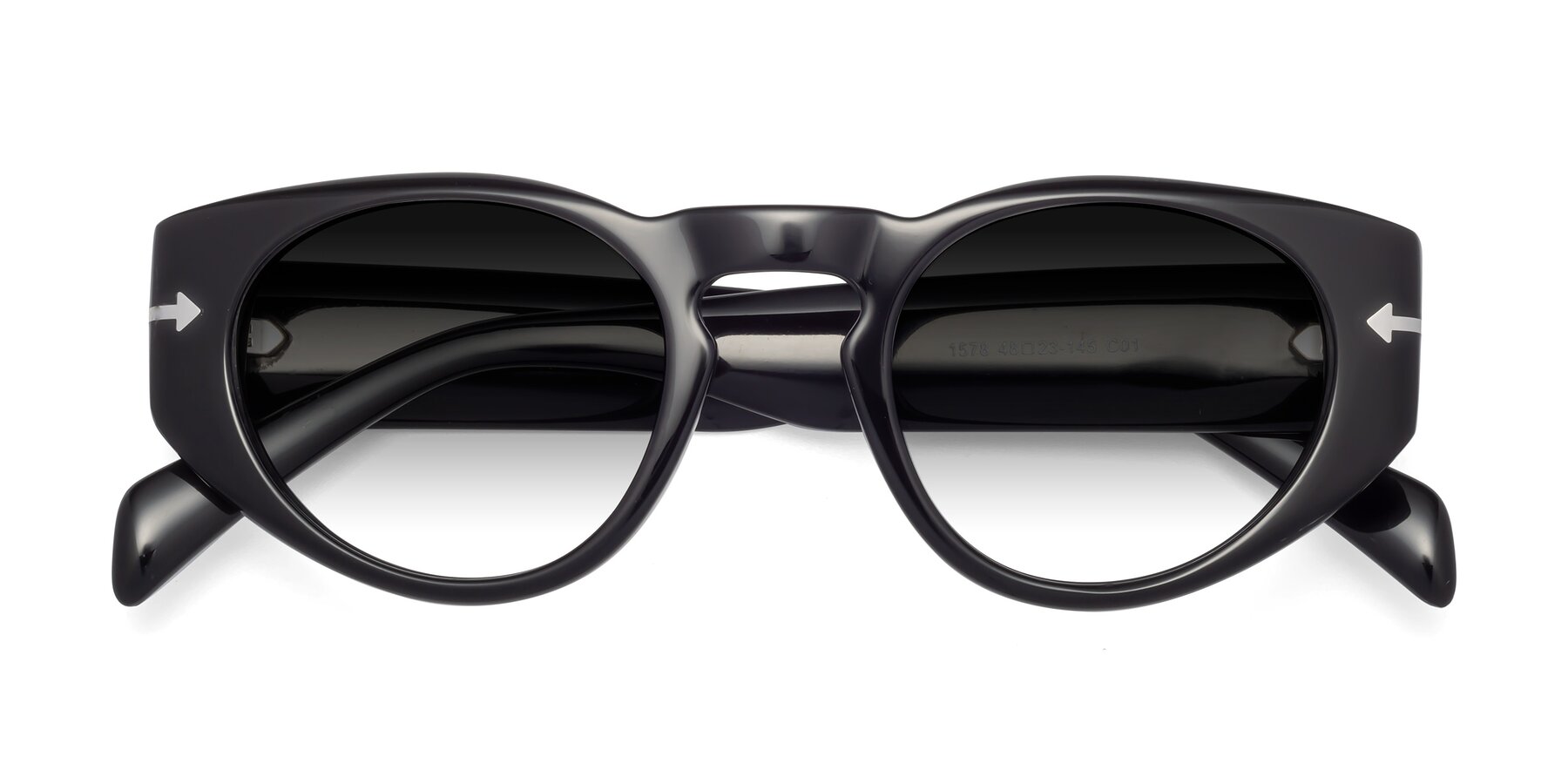 Folded Front of 1578 in Black with Gray Gradient Lenses