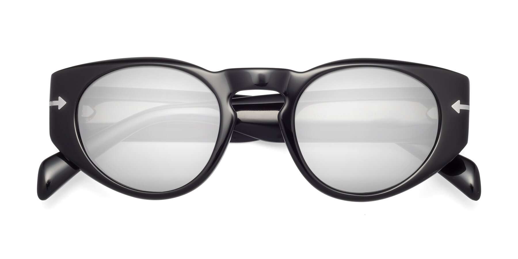 Folded Front of 1578 in Black with Silver Mirrored Lenses