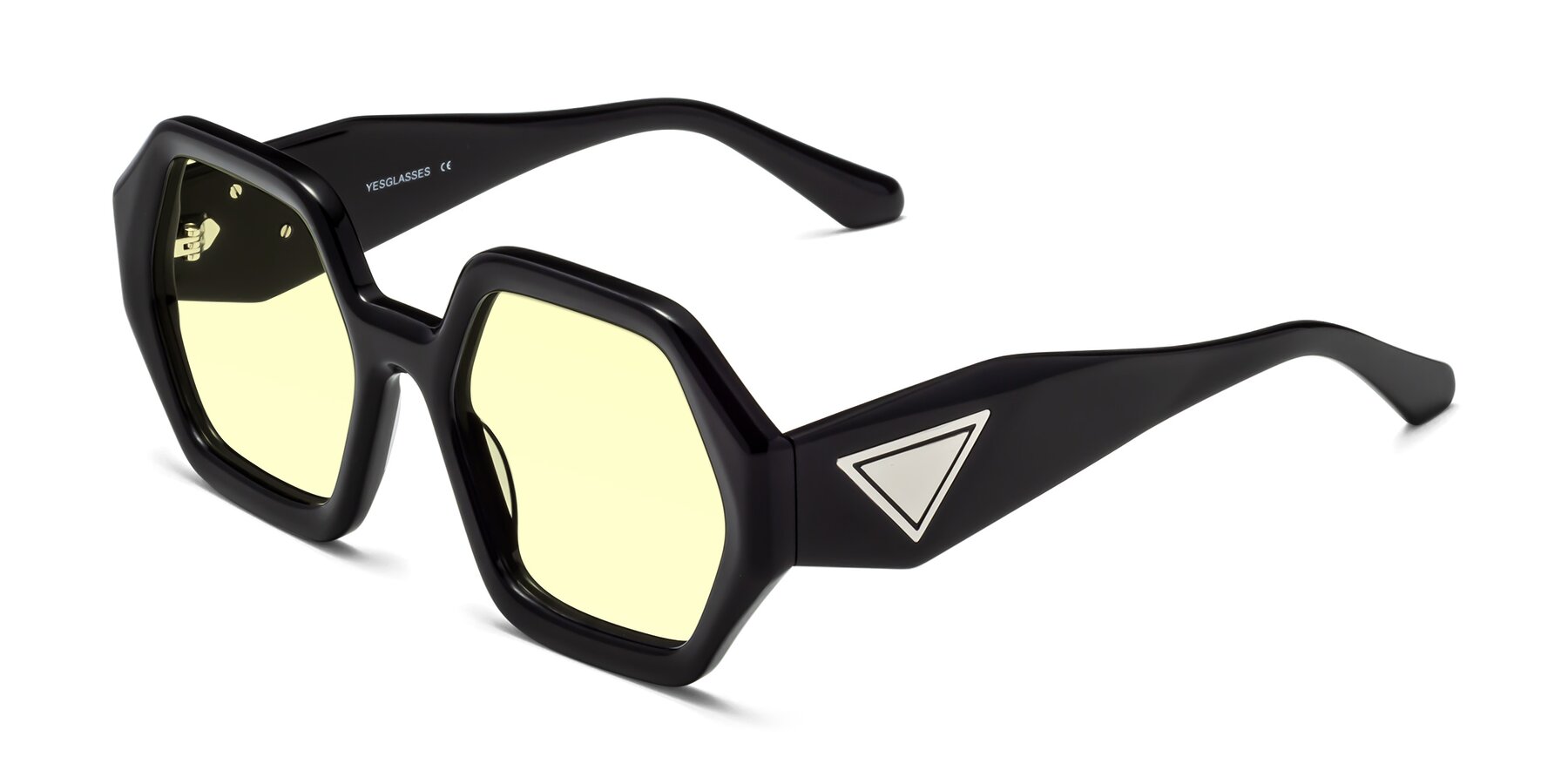 Angle of 1582 in Black with Light Yellow Tinted Lenses