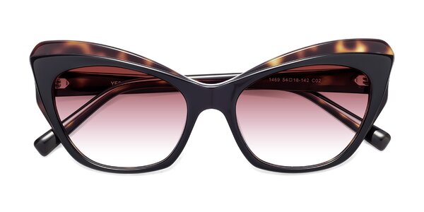 Front of 1469 in Black / Tortoise