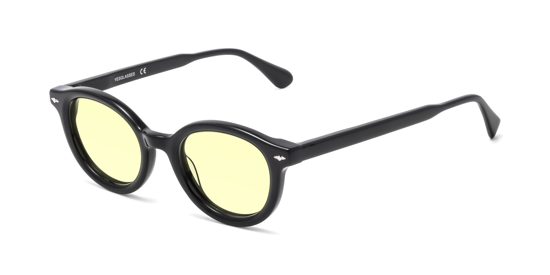 Angle of 1472 in Black with Light Yellow Tinted Lenses