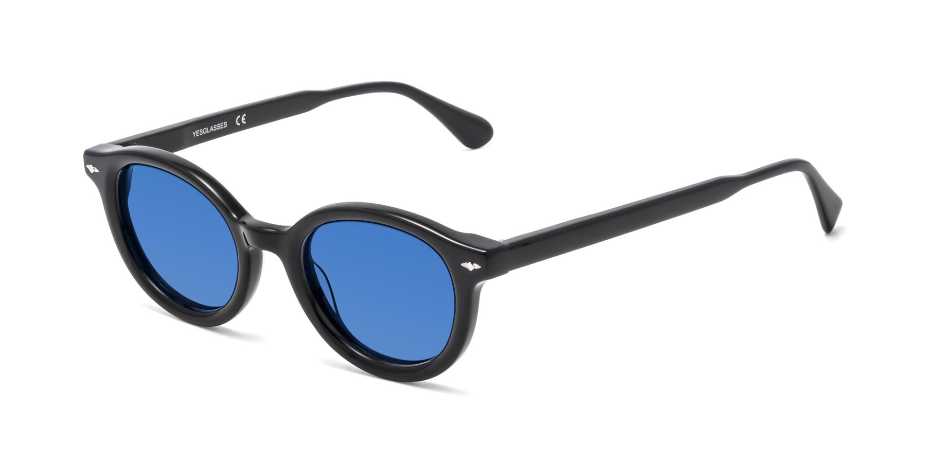 Angle of 1472 in Black with Blue Tinted Lenses