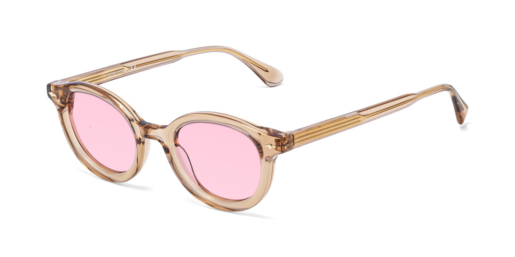 Angle of 1472 in Caramel with Light Pink Tinted Lenses