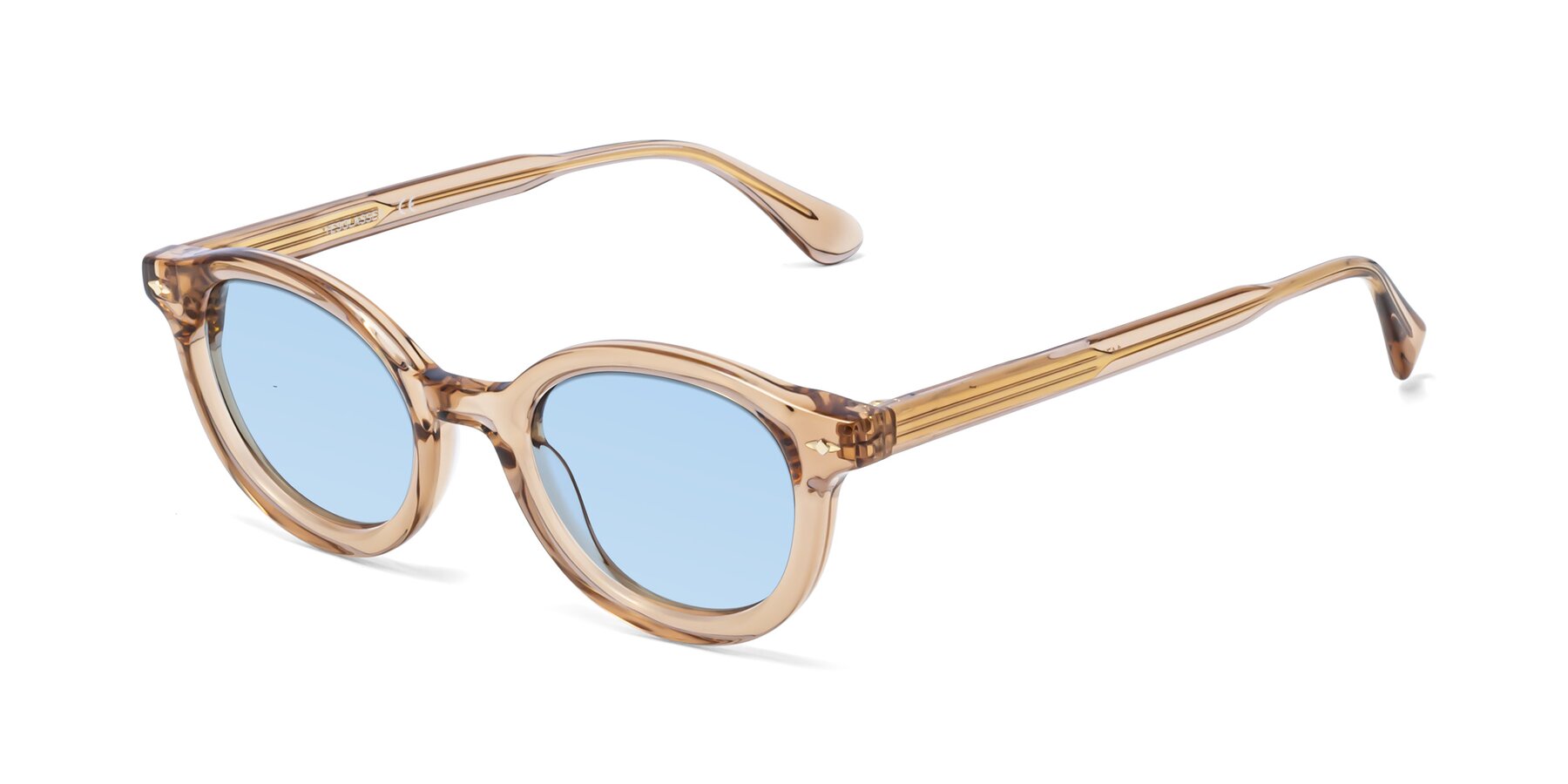 Angle of 1472 in Caramel with Light Blue Tinted Lenses