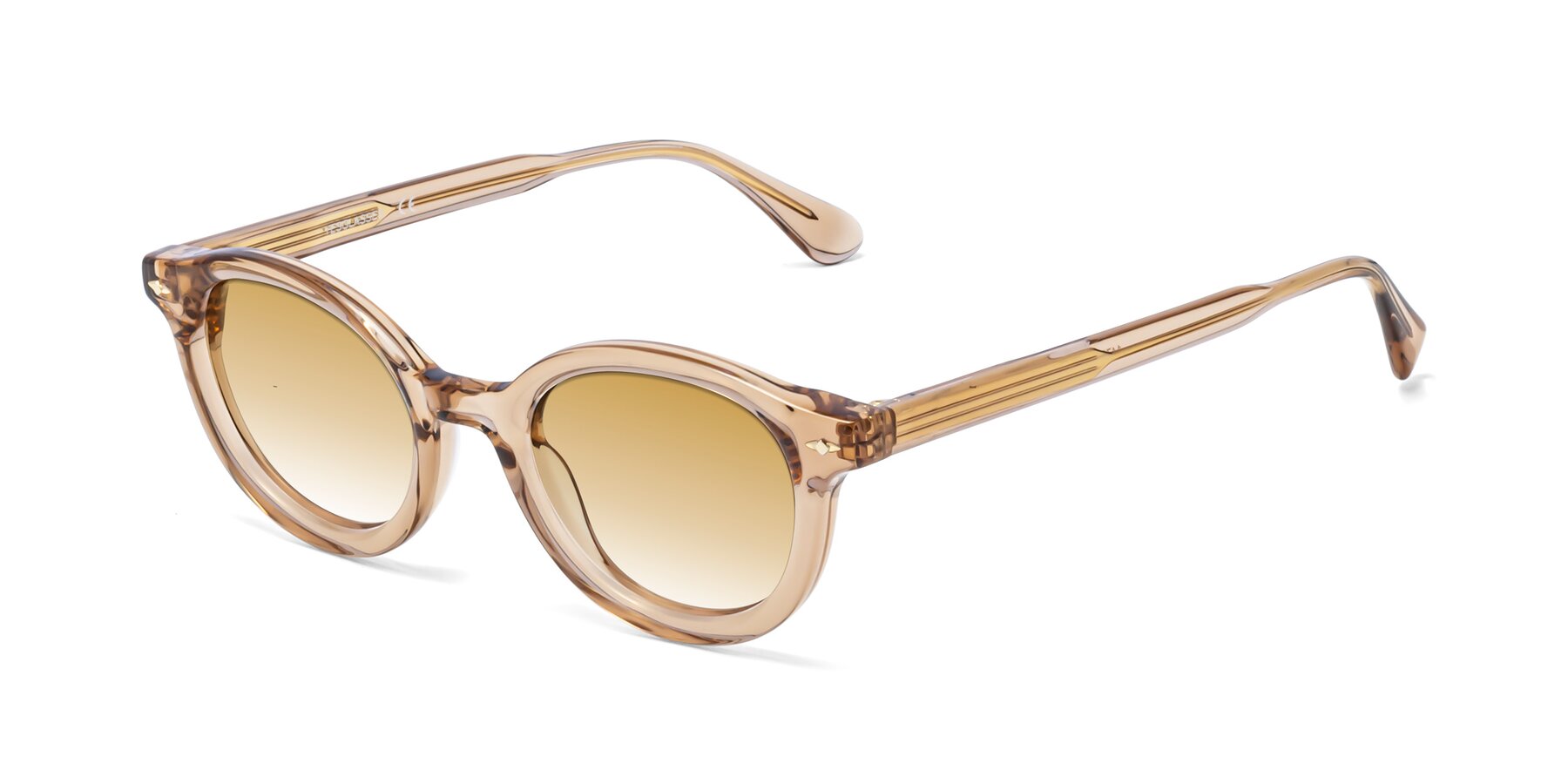 Angle of 1472 in Caramel with Champagne Gradient Lenses