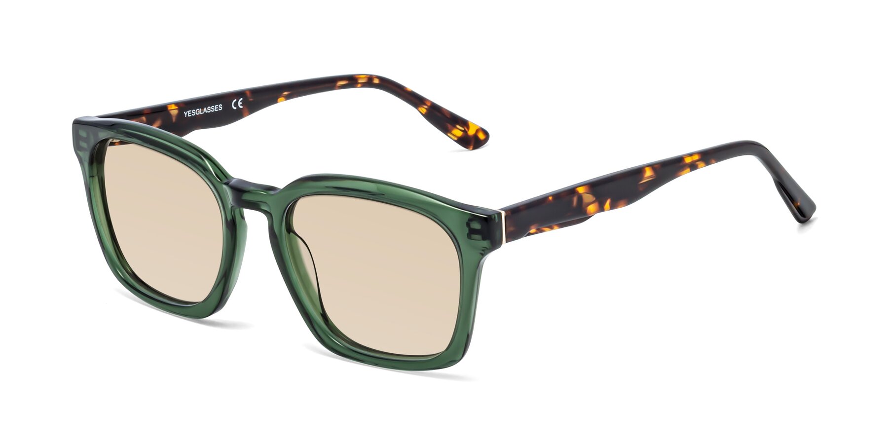 Angle of 1474 in Emerald with Light Brown Tinted Lenses