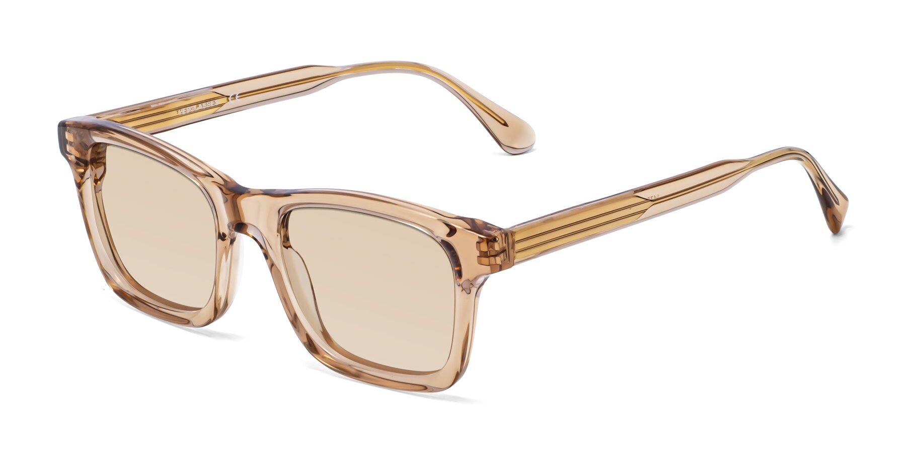 Angle of 1475 in Caramel with Light Brown Tinted Lenses