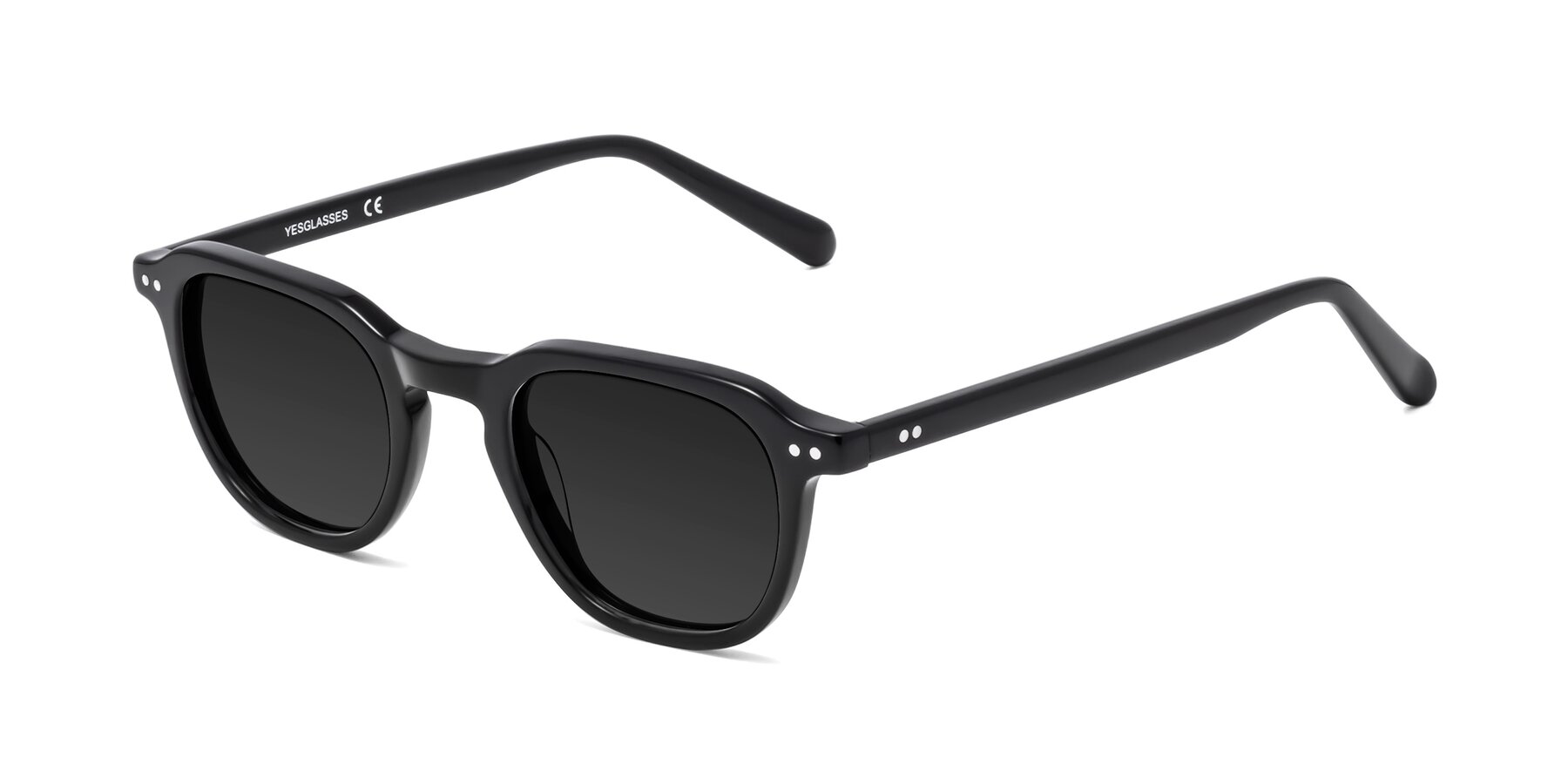 Angle of 1484 in Black with Gray Polarized TAC Lenses