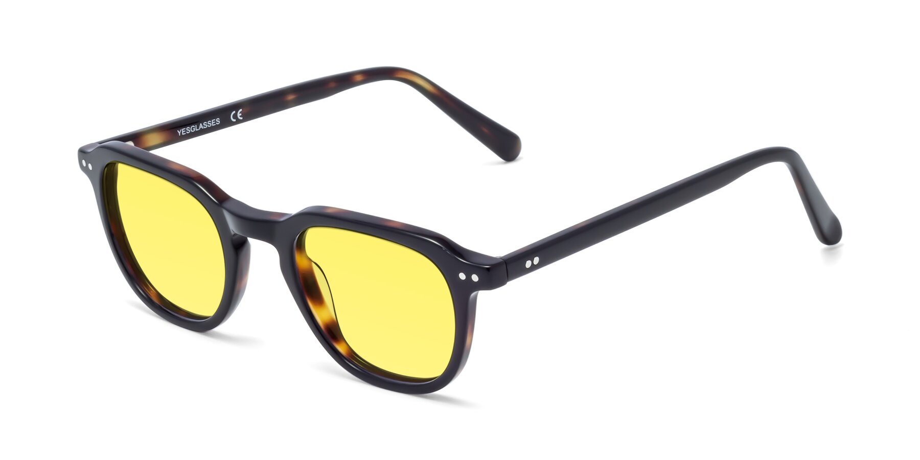 Angle of 1484 in Tortoise with Medium Yellow Tinted Lenses