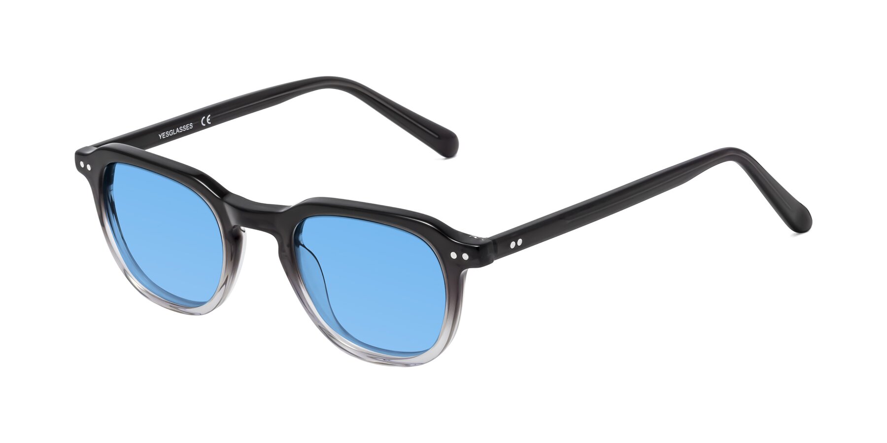 Angle of 1484 in Gradient Gray with Medium Blue Tinted Lenses