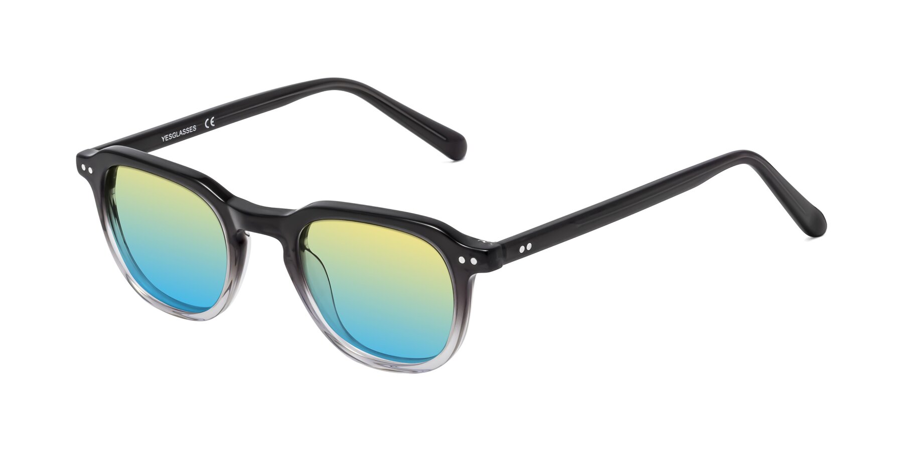 Angle of 1484 in Gradient Gray with Yellow / Blue Gradient Lenses
