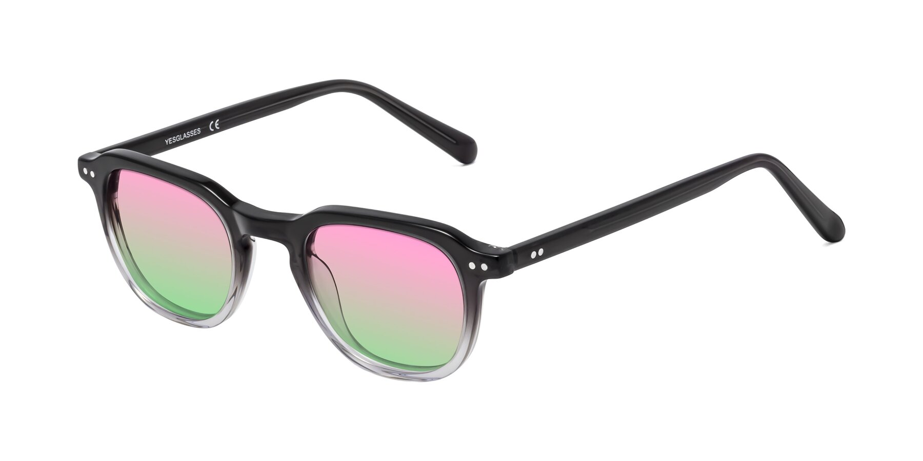 Angle of 1484 in Gradient Gray with Pink / Green Gradient Lenses