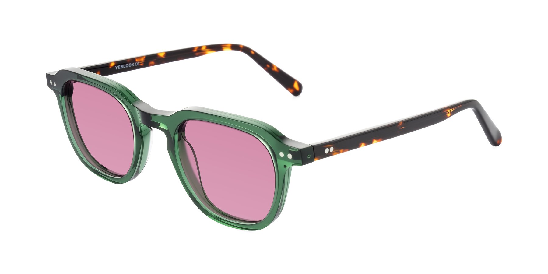 Angle of 1484 in Green/Tortoise with Medium Wine Tinted Lenses