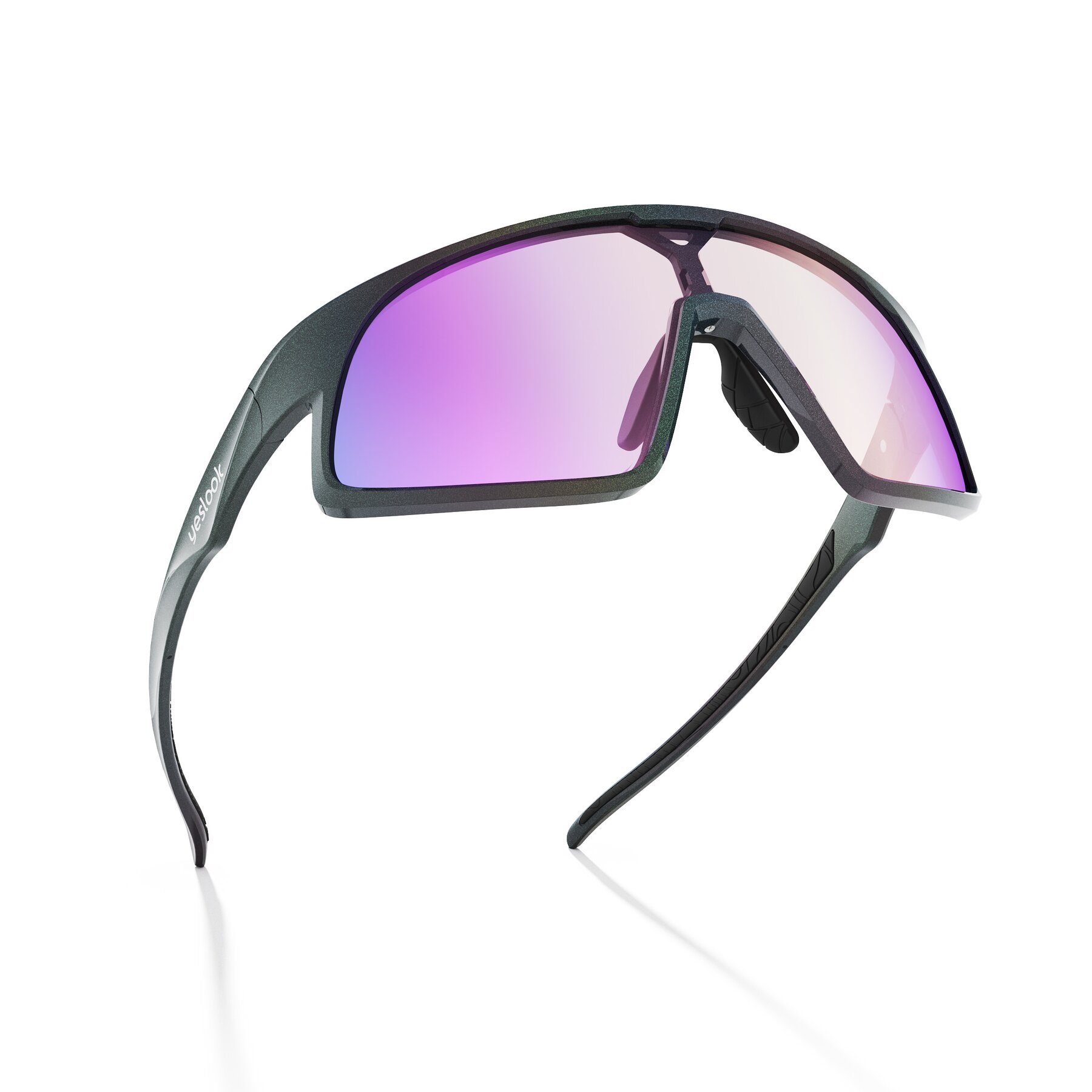 Three-quarter view of Astro XF with Photochromic Mirrored Lenses