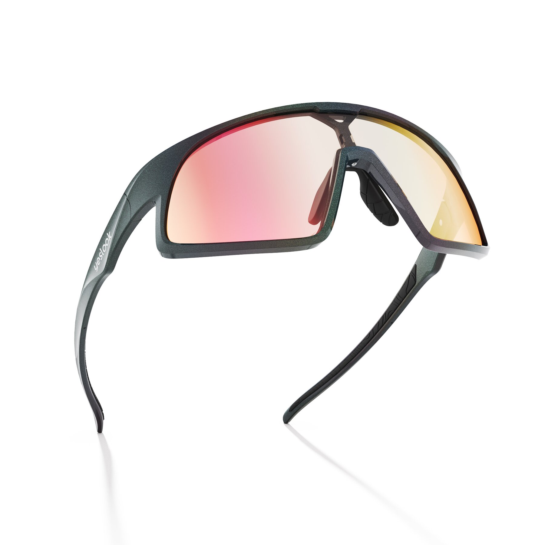 Three-quarter view of Astro XF with Photochromic Mirrored Lenses