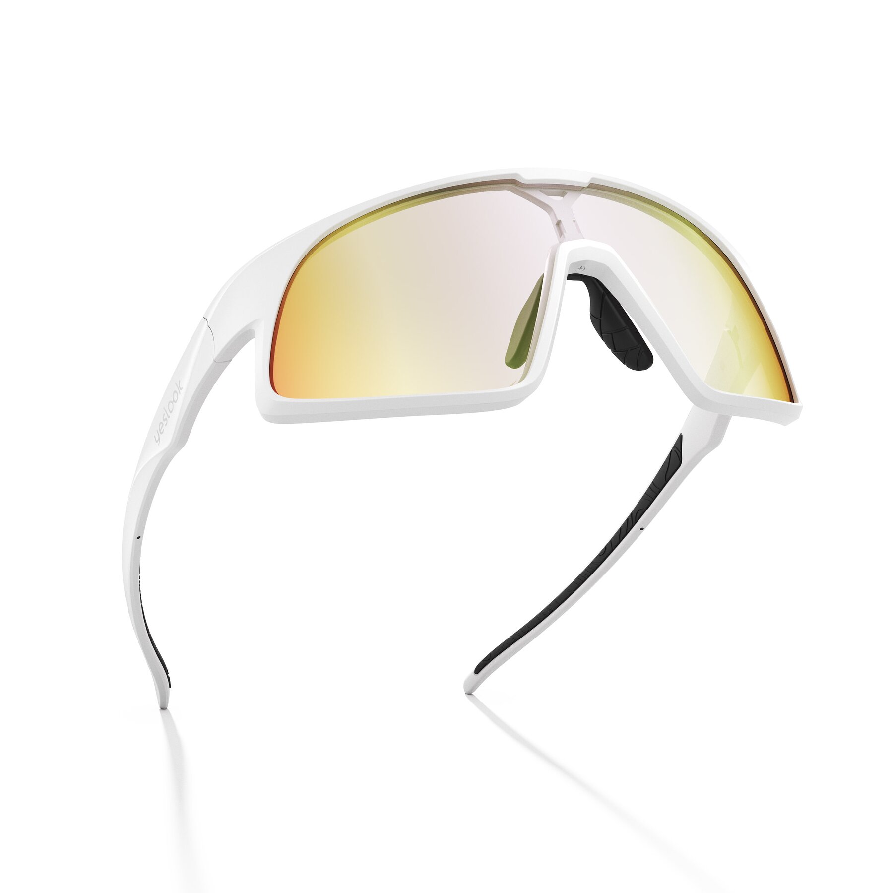 Three-quarter view of Astro XF with Photochromic Mirrored Lenses
