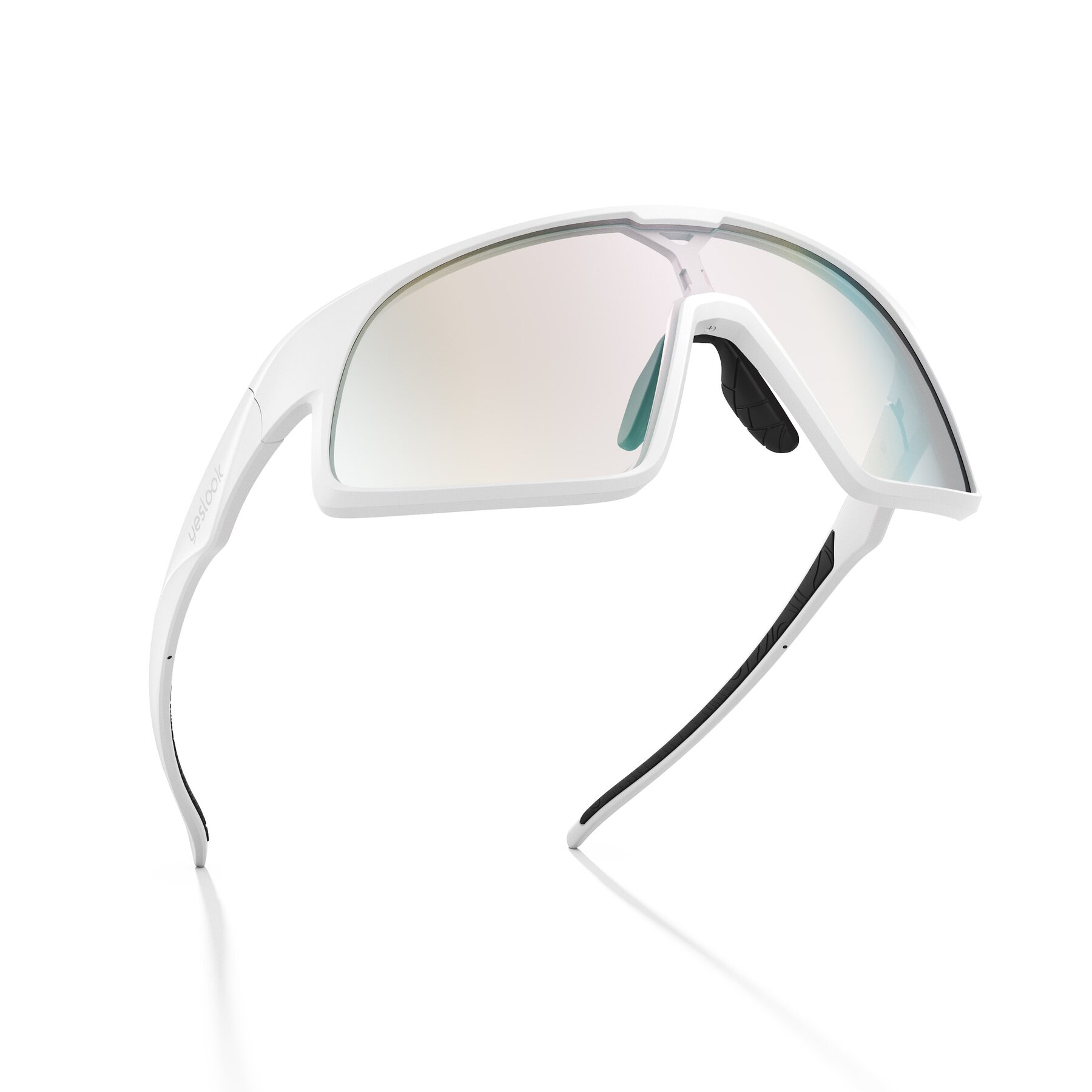 Three-quarter view of Astro XF with Photochromic Mirrored Lenses