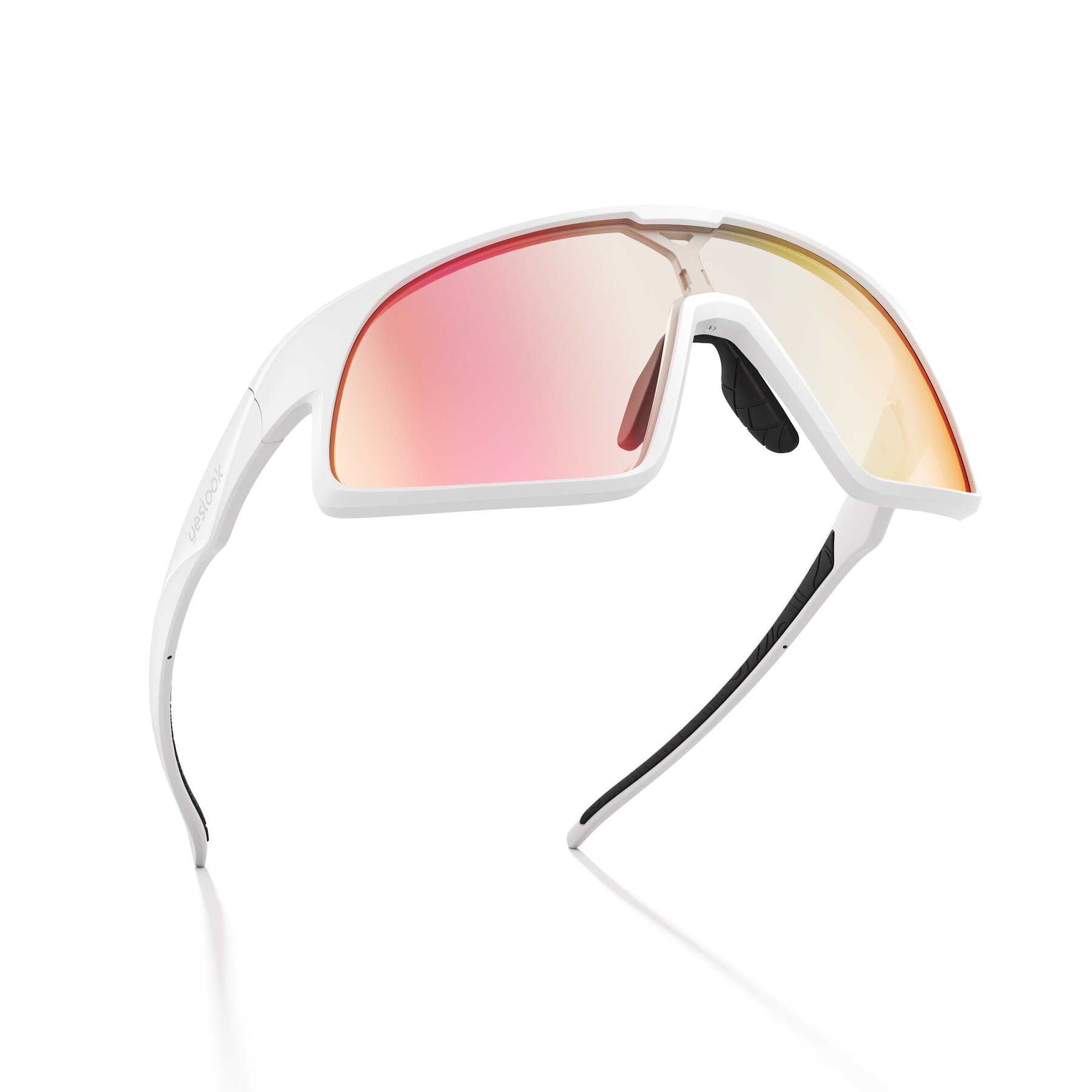 Three-quarter view of Astro XF with Photochromic Mirrored Lenses