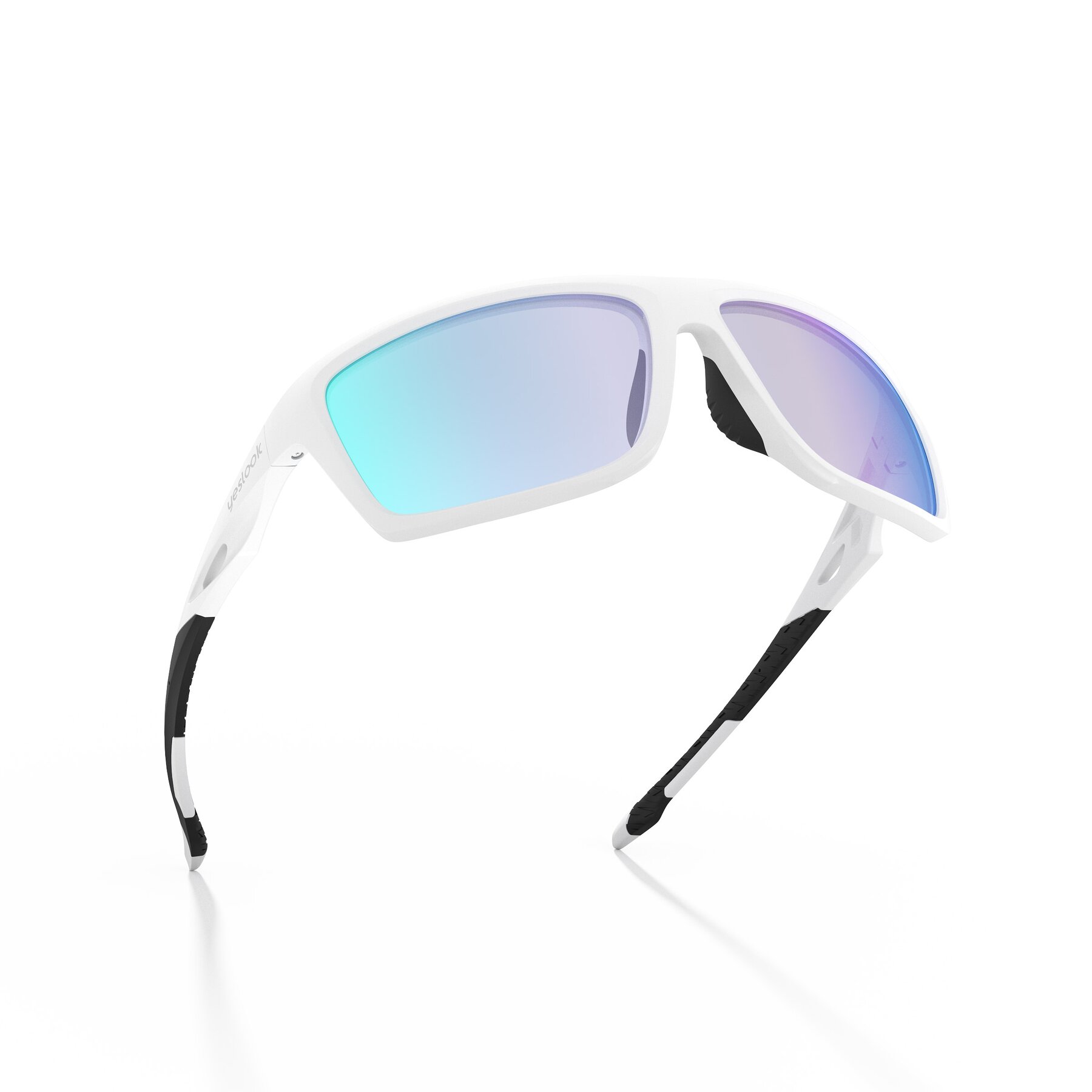 Three-quarter view of Blizzard XF with Photochromic Mirrored Lenses