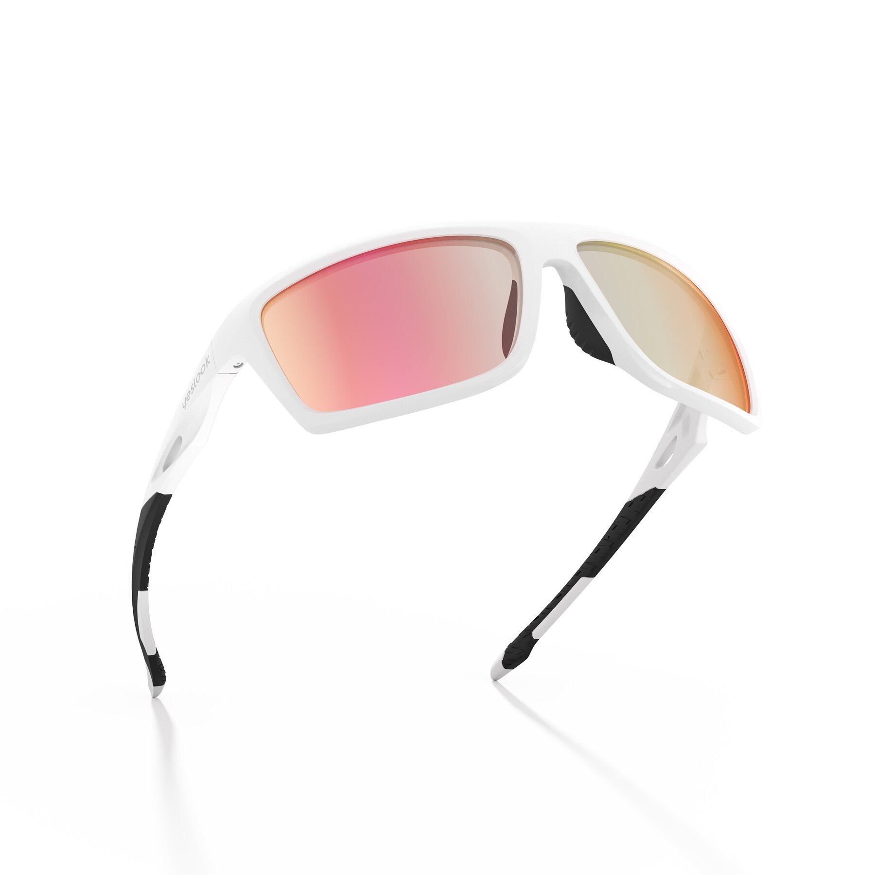 Three-quarter view of Blizzard XF with Photochromic Mirrored Lenses
