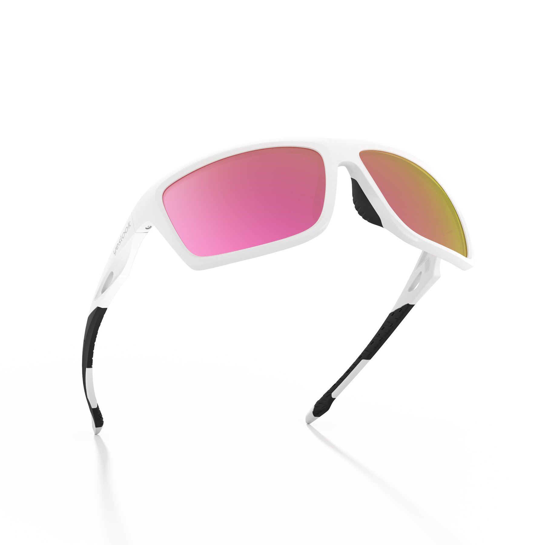 Three-quarter view of Blizzard XF with Polarized Mirrored Lenses
