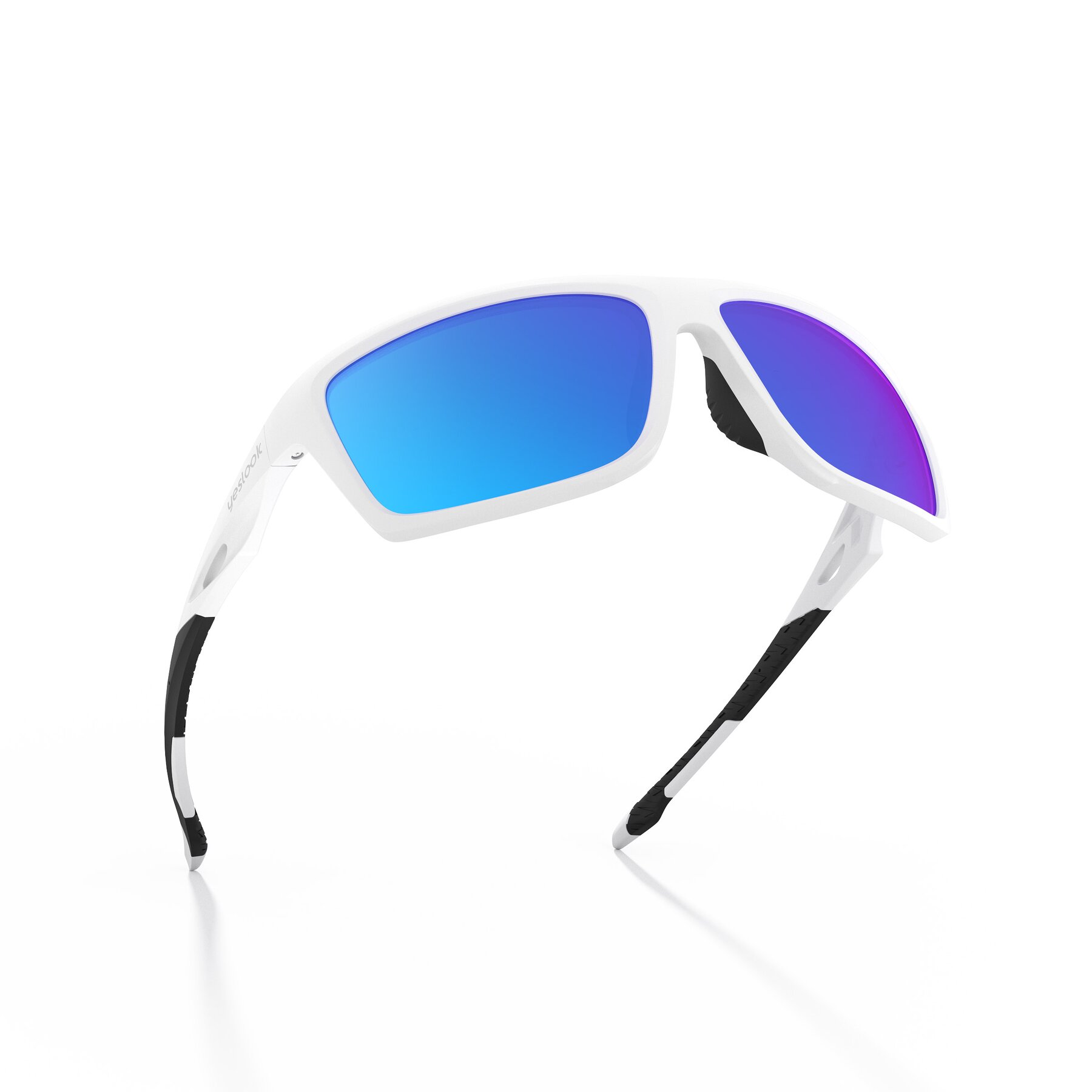Three-quarter view of Blizzard XF with Polarized Mirrored Lenses