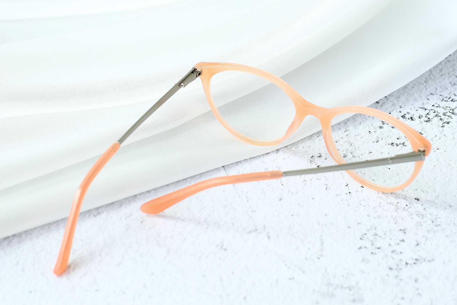 Women's lifestyle photography #3 of SR6062 in Pink with Clear Eyeglass Lenses