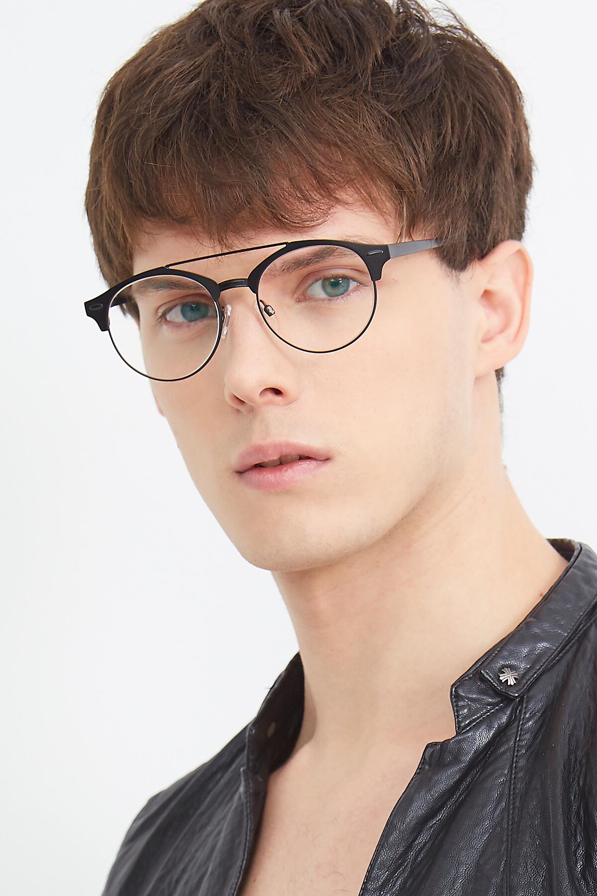 Men's lifestyle photography (portrait-2) of SSR183 in Black with Clear Reading Eyeglass Lenses