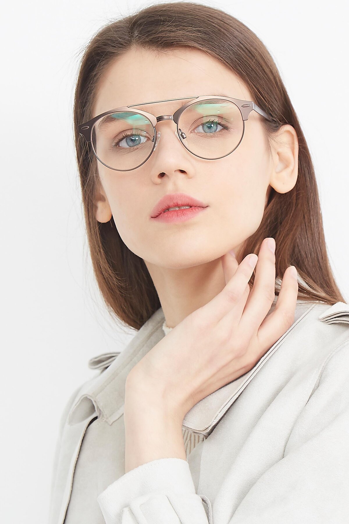 Women's lifestyle photography (portrait-1) of SSR183 in Chocolate with Clear Reading Eyeglass Lenses
