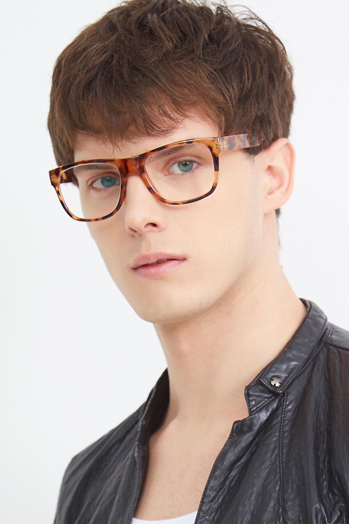 Men's lifestyle photography (portrait-2) of SSR213 in Translucent Tortoise with Clear Reading Eyeglass Lenses