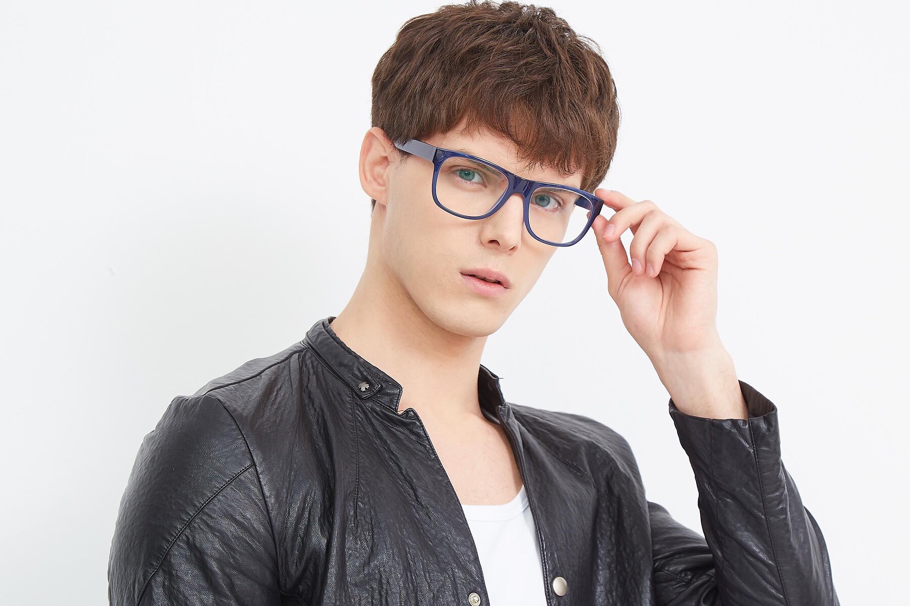 Men's lifestyle photography (landscape-1) of SSR213 in Blue with Clear Reading Eyeglass Lenses