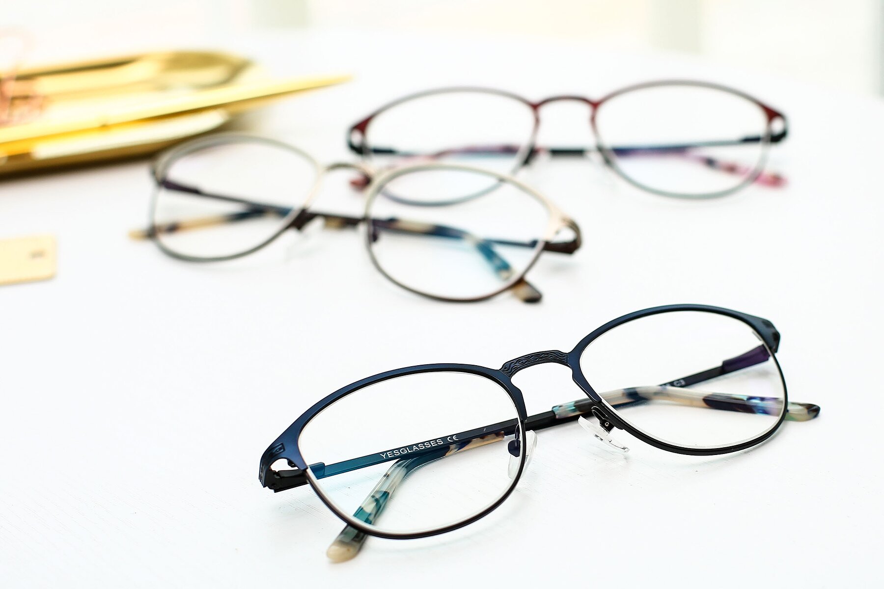 Lifestyle photography #4 of 9008 in Blue-Black with Clear Eyeglass Lenses
