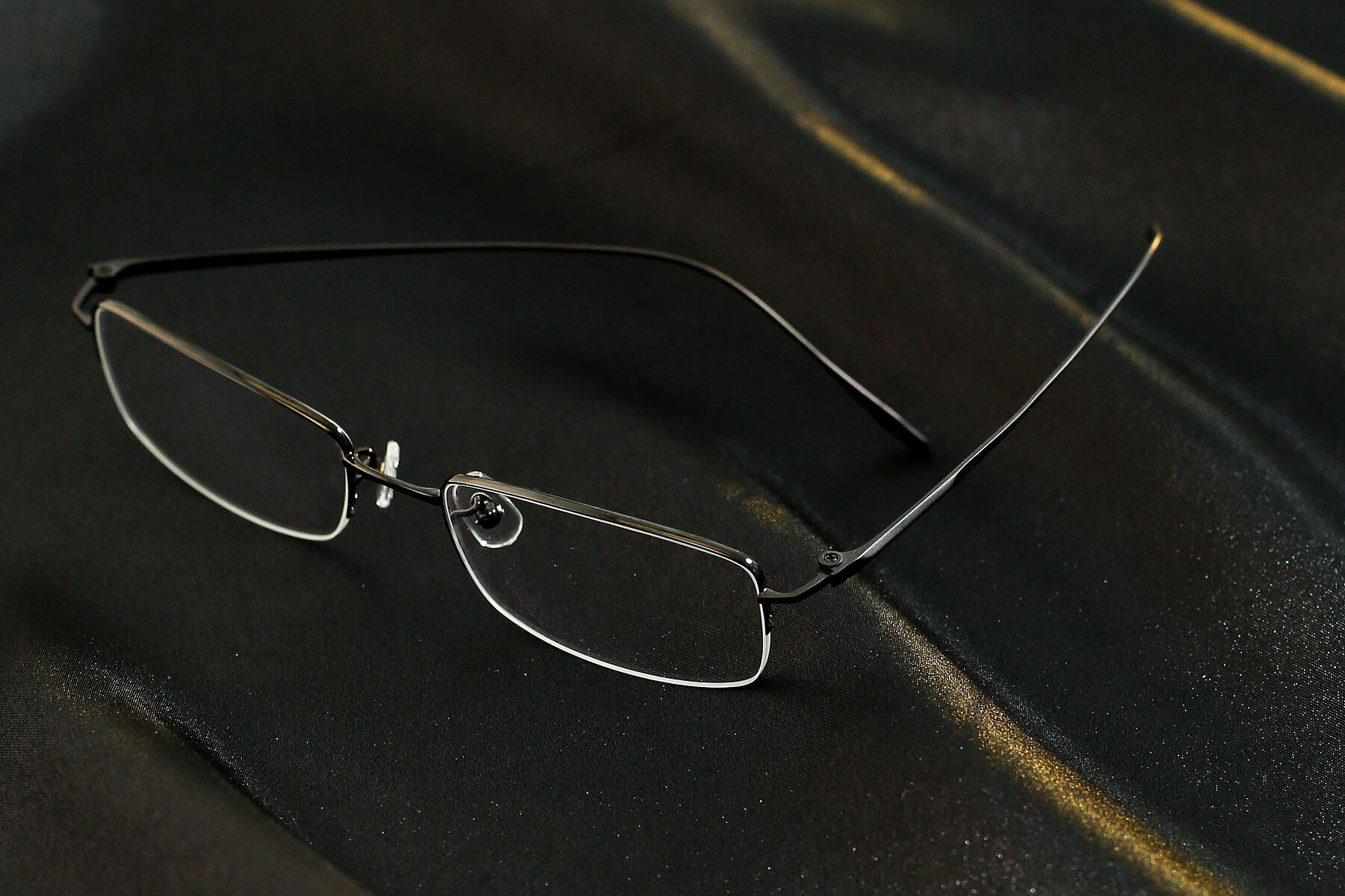 Lifestyle photography #2 of Duke in Gunmetal with Clear Reading Eyeglass Lenses