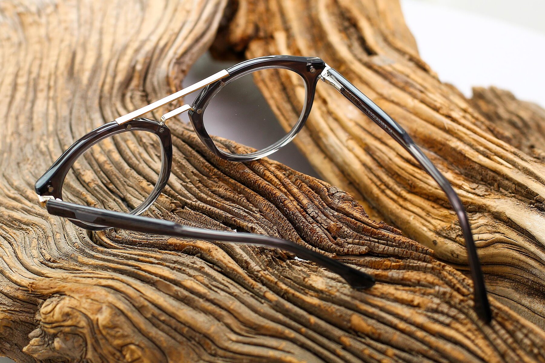 Lifestyle photography #3 of 17236 in Gray-Gold with Clear Eyeglass Lenses