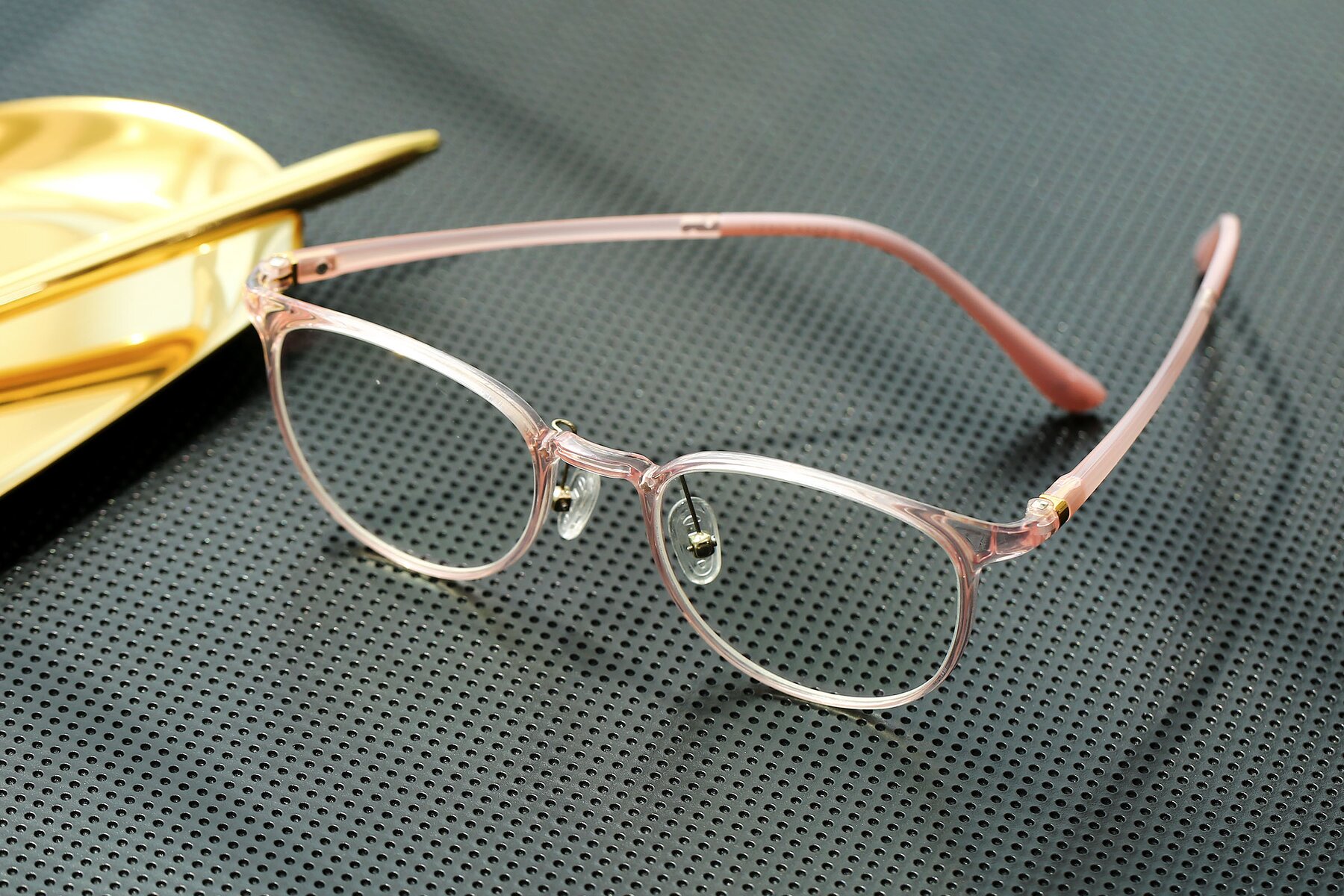Women's lifestyle photography #2 of S3008 in Transparent Pink with Clear Reading Eyeglass Lenses