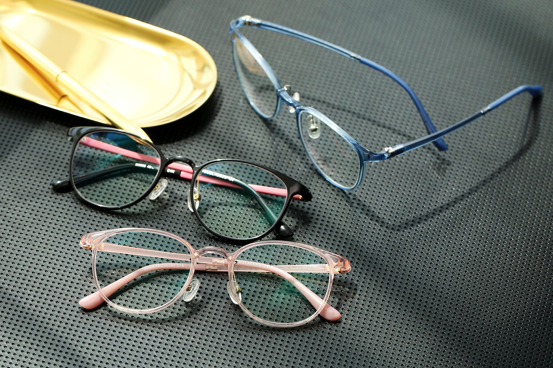 Women's lifestyle photography #4 of S3008 in Transparent Pink with Clear Blue Light Blocking Lenses