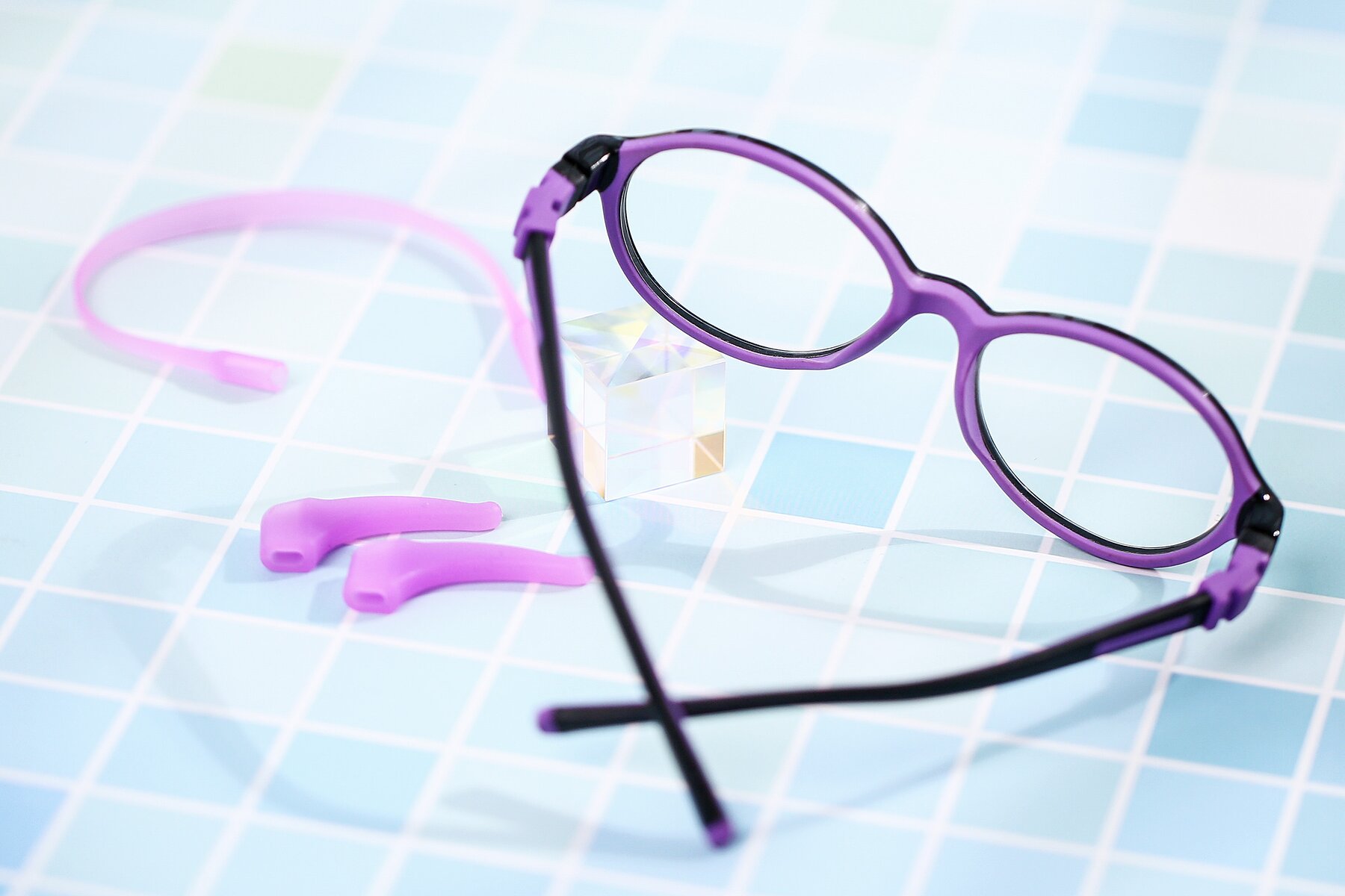 Lifestyle photography #2 of 1120 in Black-Purple with Clear Eyeglass Lenses