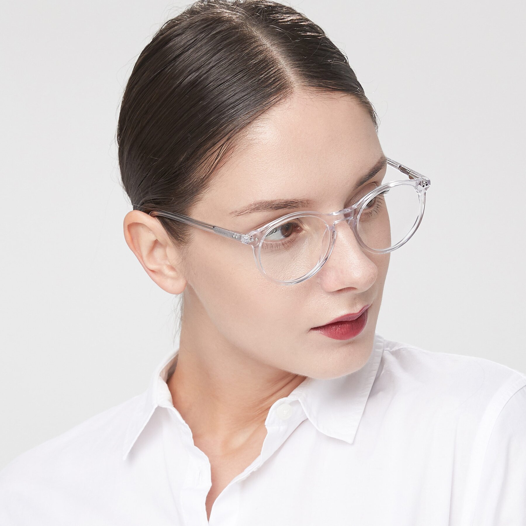 Women's lifestyle photography of Echo in Clear with Clear Eyeglass Lenses